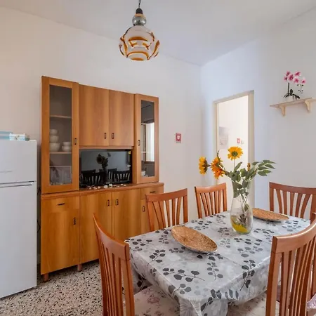 Casa Callisto ,ac ,pet Friendly Apartament